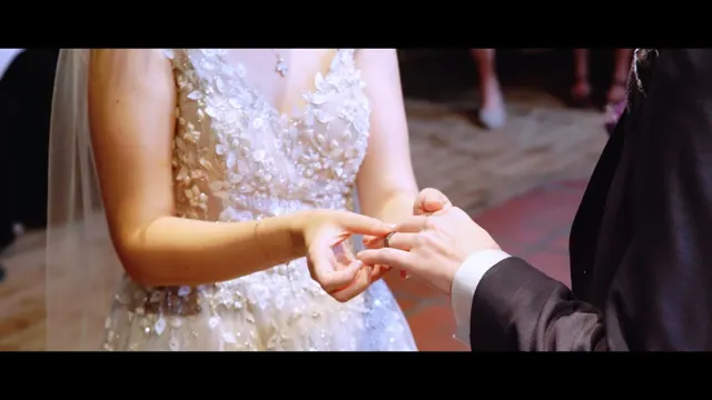 Ringtausch bei einer Hochzeit, Nahaufnahme der Hände